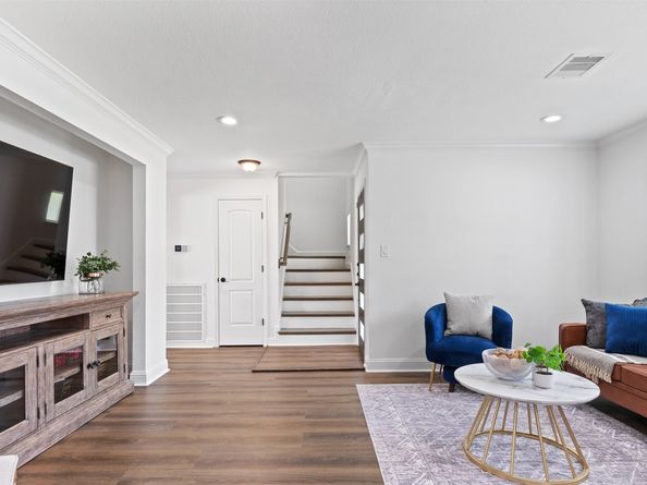 4410 Deer Lodge Drive, Houston TX 77018