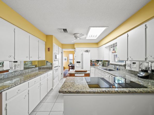 2403 Elmgate Drive, Houston TX 77080