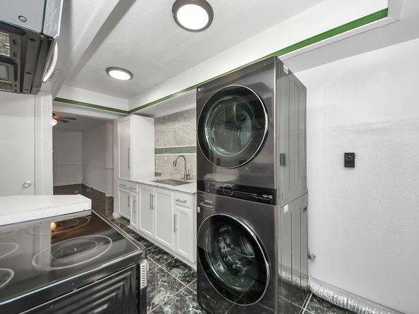 7954 Grove Ridge Drive, Houston TX 77061