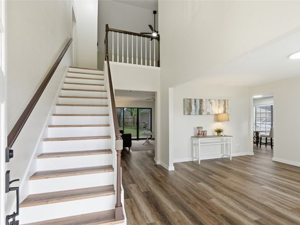 9111 Havencrest Drive, Houston TX 77083