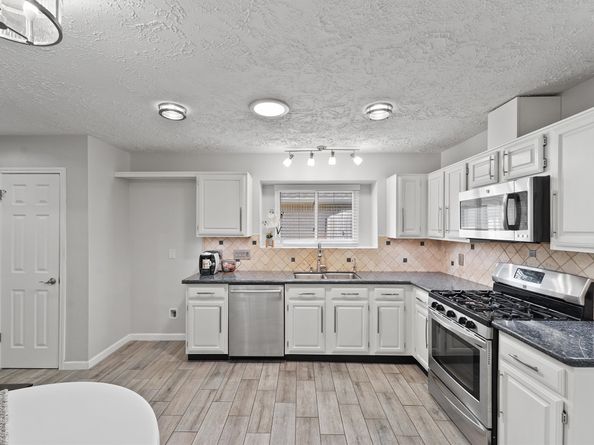 14022 Kathi Lynn Lane, Sugar Land TX 77498
