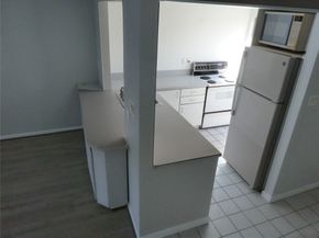 5056 Glenmont Drive, Houston TX 77081