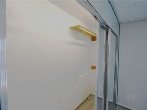 5056 Glenmont Drive, Houston TX 77081