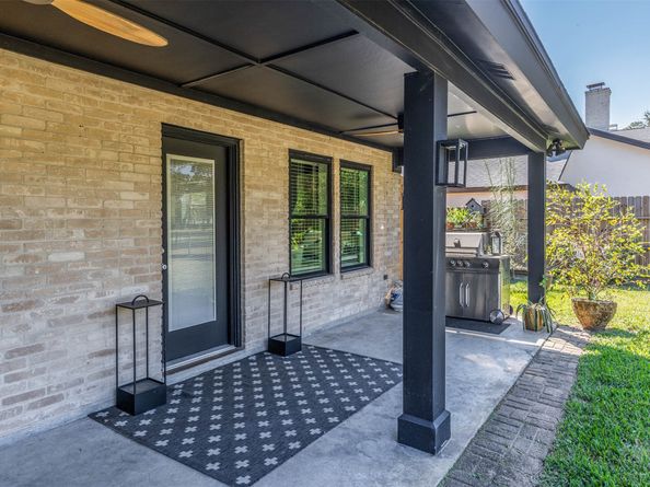 2507 Pine Bend Dr, Houston TX 77339