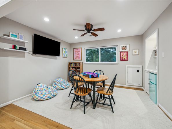 5211 Caversham Drive, Houston TX 77096