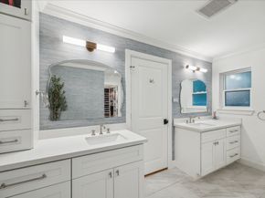 5211 Caversham Drive, Houston TX 77096