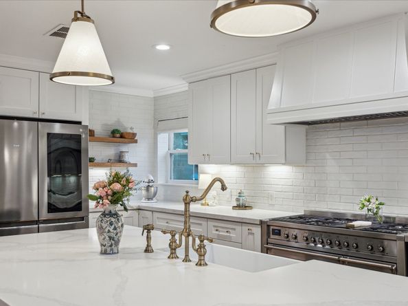 5211 Caversham Drive, Houston TX 77096