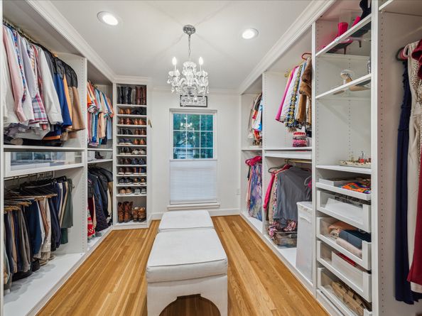 5211 Caversham Drive, Houston TX 77096