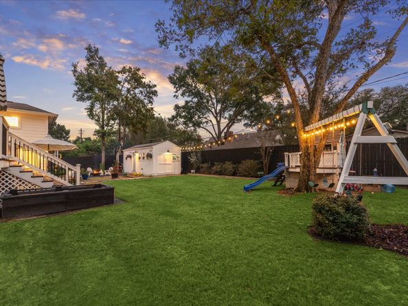 5211 Caversham Drive, Houston TX 77096