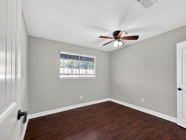 5813 Village Forest Court, Houston TX 77092
