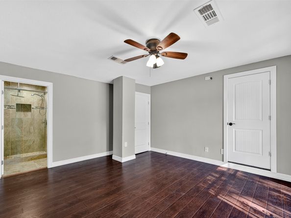5813 Village Forest Court, Houston TX 77092