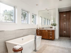 2824 Lockett Street, Houston TX 77021