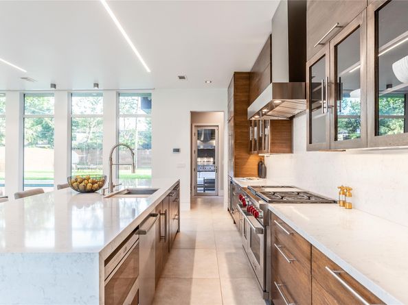 2824 Lockett Street, Houston TX 77021
