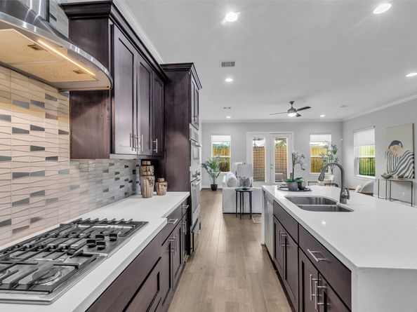 1402 Crocker Street, Houston TX 77019