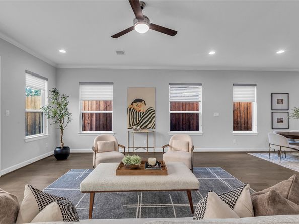 1402 Crocker Street, Houston TX 77019