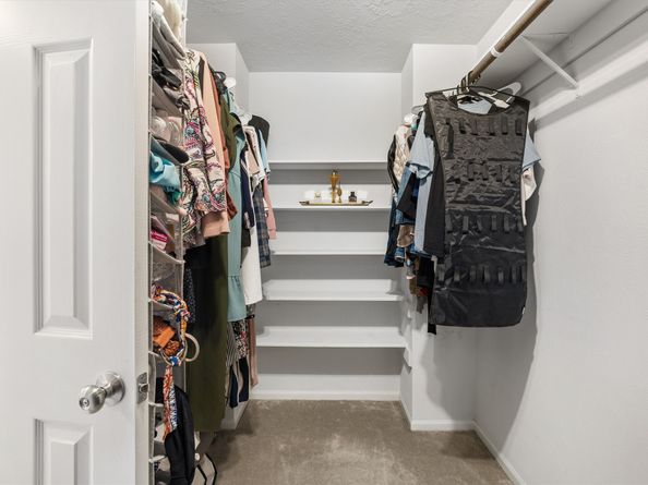 819 Rolling Run Court, Houston TX 77062