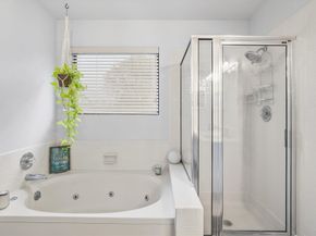 819 Rolling Run Court, Houston TX 77062