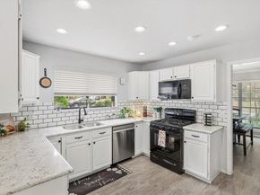 819 Rolling Run Court, Houston TX 77062