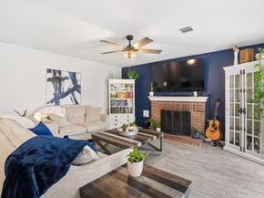 819 Rolling Run Court, Houston TX 77062