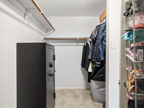 819 Rolling Run Court, Houston TX 77062