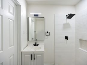 4830 Teton Street, Houston TX 77033