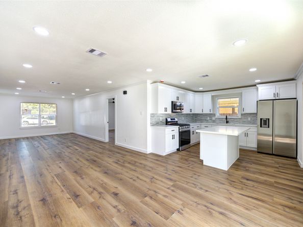 4830 Teton Street, Houston TX 77033