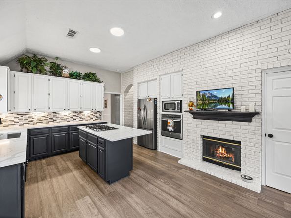 15419 Redbud Leaf Lane, Cypress TX 77433