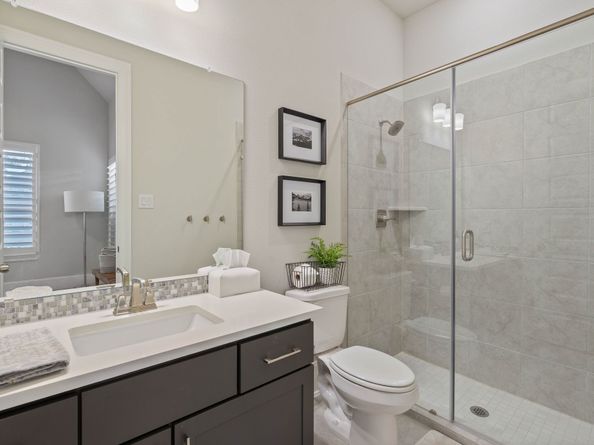 122 N Winter Sunrise Circle, The Woodlands TX 77375