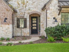 122 N Winter Sunrise Circle, The Woodlands TX 77375