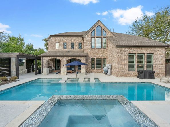 122 N Winter Sunrise Circle, The Woodlands TX 77375