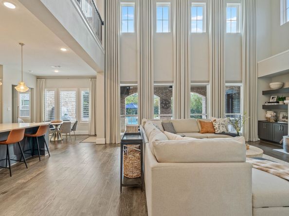 122 N Winter Sunrise Circle, The Woodlands TX 77375