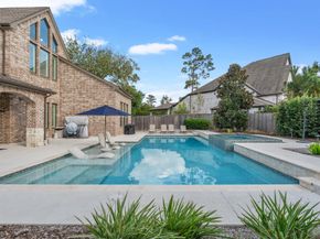 122 N Winter Sunrise Circle, The Woodlands TX 77375