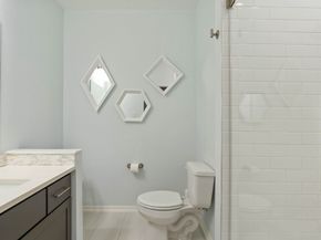 122 N Winter Sunrise Circle, The Woodlands TX 77375