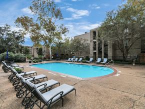 4641 Wild Indigo Street 450, Houston TX 77027