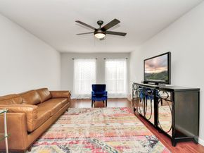 4641 Wild Indigo Street 450, Houston TX 77027