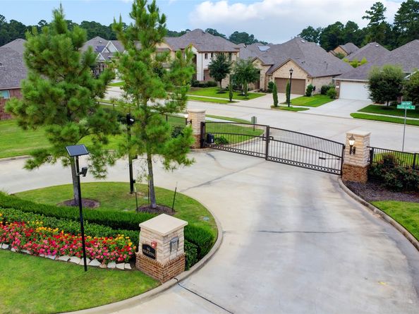 13214 Westmont Heights Lane, Houston TX 77044