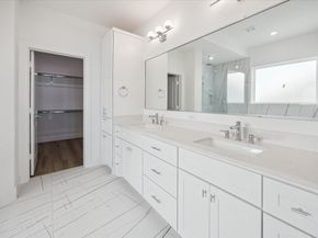 10923 Brookeshire Chase Lane, Houston TX 77043