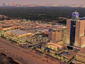 10923 Brookeshire Chase Lane, Houston TX 77043