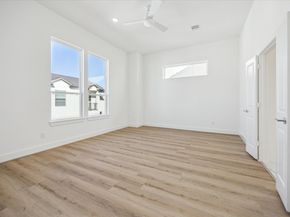 10923 Brookeshire Chase Lane, Houston TX 77043