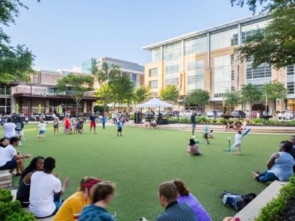 10923 Brookeshire Chase Lane, Houston TX 77043