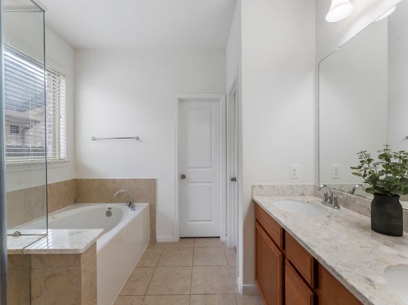 3001 Kathryn Oaks Lane, Spring TX 77386