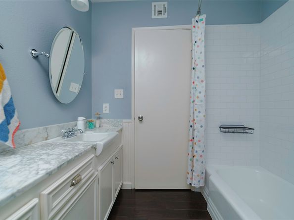 1506 Wavecrest Lane, Houston TX 77062