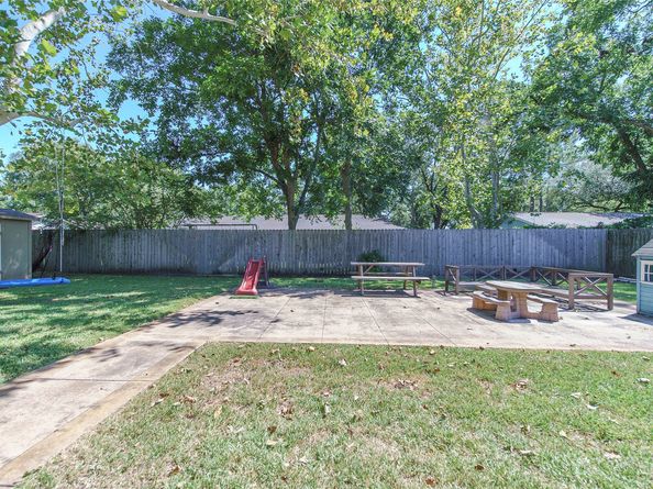 1506 Wavecrest Lane, Houston TX 77062