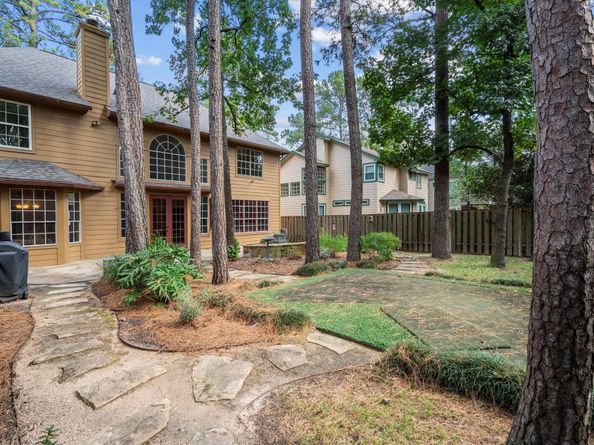 117 Treescape Circle, The Woodlands TX 77381