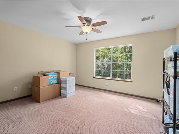 117 Treescape Circle, The Woodlands TX 77381