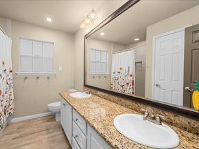 117 Treescape Circle, The Woodlands TX 77381