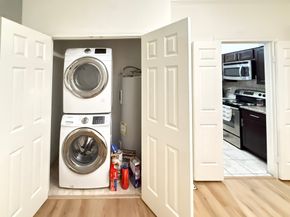 2255 Braeswood Park Drive 117, Houston TX 77030