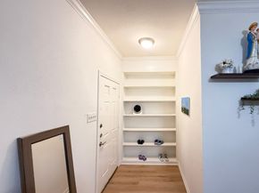 2255 Braeswood Park Drive 117, Houston TX 77030