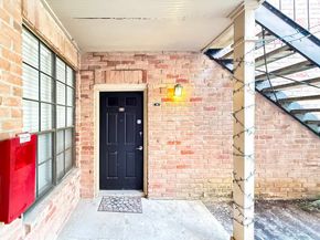 2255 Braeswood Park Drive 117, Houston TX 77030