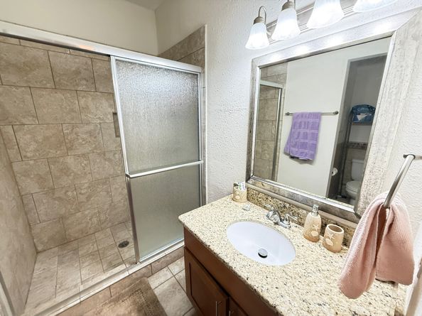 2255 Braeswood Park Drive 117, Houston TX 77030